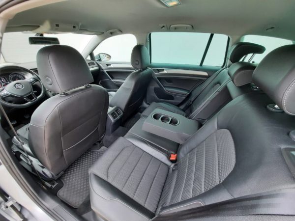 VW Golf VII Variant 1,6 TDI, Comfortline, 2x kotača 16″+15″, ErgoActive sjedala, Garancija, Servisna