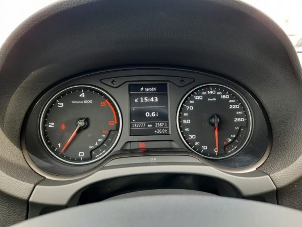 Audi A3 1,6 TDI 110KS, Limuzina, Veliki servis, Garancija, Reg 8/2021