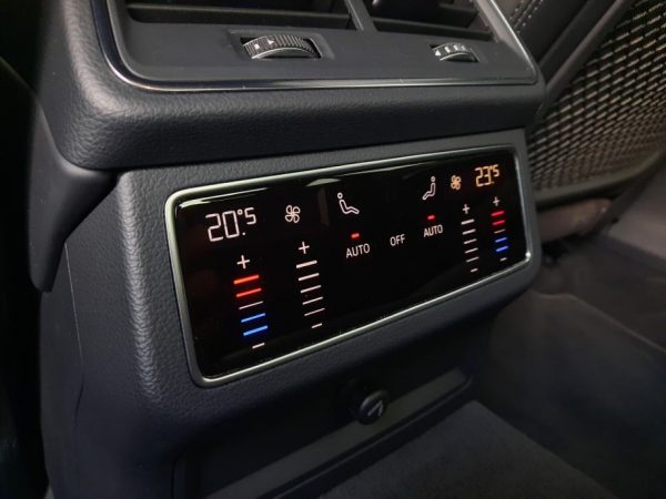 Audi A6 50 TDI, 2x S Line, Zračni ovjes, Zakretni kotači, Matrix, PDV