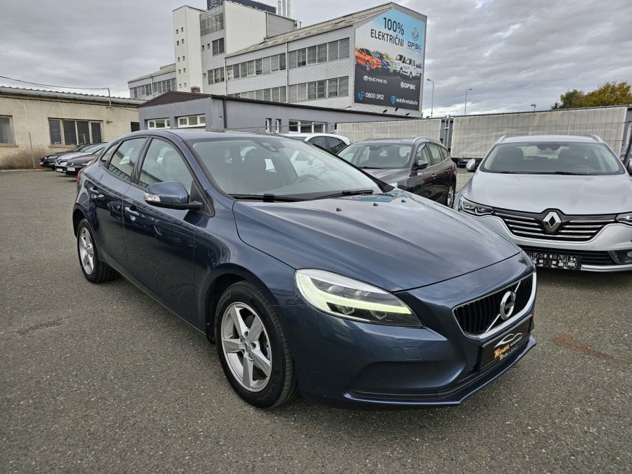 volvo-v40-d2-120ks-edition-led-svjetla-hr-navi-jamstvo-slika-205306918 Volvo V40 D2 120KS, EDITION, LED SVJETLA, HR NAVI, JAMSTVO