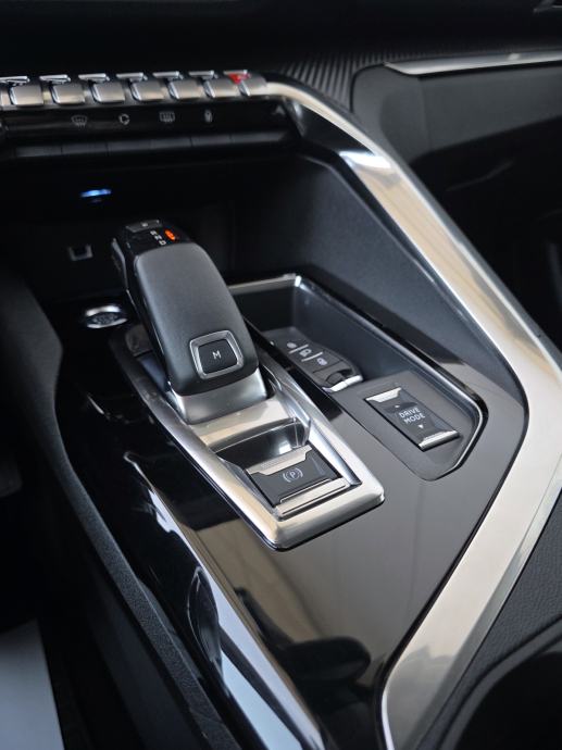 peugeot-3008-at-1.5hdi-130ks-kamera-virtual-led-mrtvi-kut-jamstvo-slika-274185534 Peugeot 3008 AT 1,5HDI 130KS, KAMERA, VIRTUAL, LED, MRTVI KUT, JAMSTVO