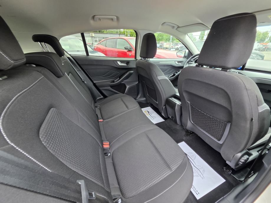 ford-focus-1.5-ecoblue-120-ks-connected-kamera-winter-paket-led-slika-280501706 Ford Focus 1,5 EcoBlue 120 KS, CONNECTED, KAMERA, WINTER PAKET, LED