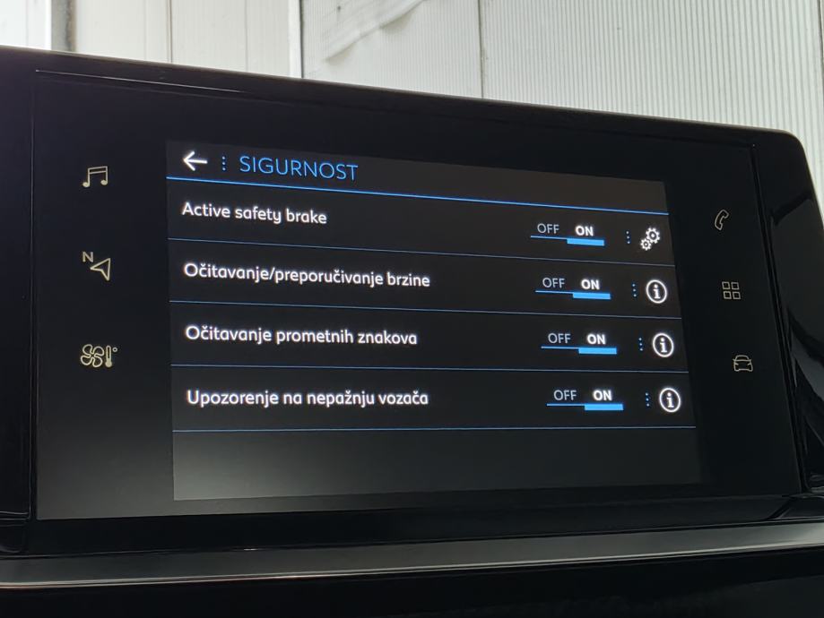 peugeot-2008-1.5-bluehdi-110-ks-allure-keyless-alu-17-car-vertical-slika-280858820 Peugeot 2008 1,5 BlueHDi 110 KS, ALLURE, KEYLESS, ALU 17, CAR VERTICAL