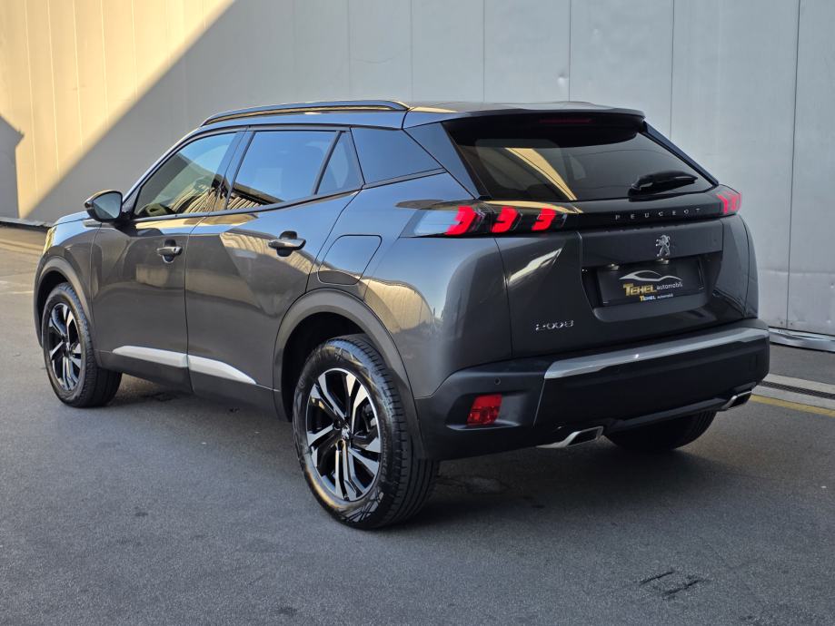 Peugeot 2008 EAT8 1,2 130 KS, ALLURE, KAMERA, 3D VIRTUAL SAT, JAMSTVO